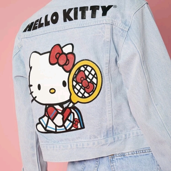 ❣️ MOVING SALE ❣️ Hello kitty denim jacket - Picture 5 of 6